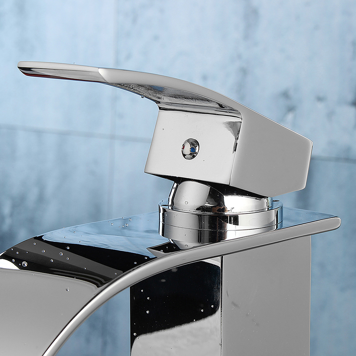 Bathroom-Sink-Faucet-Ordinary-Copper-Waterfall-Single-style-Hot-And-Cold-Mixer-Tap-1182114