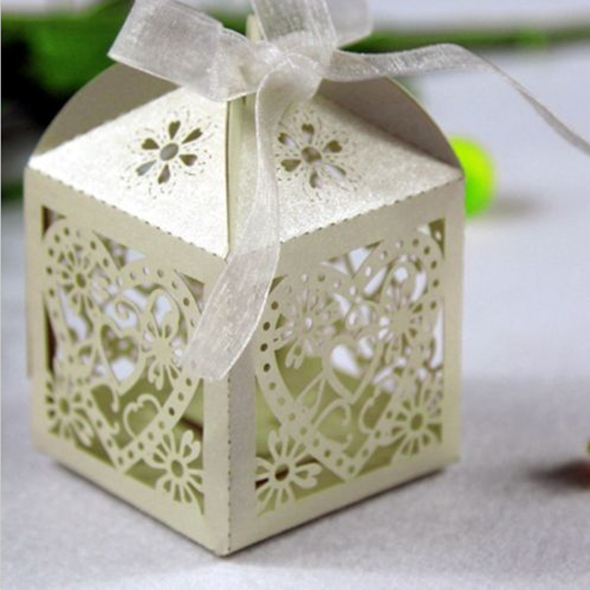 10PCS-Heart-Pattern-Ribbon-Laser-Cut-Hollow-Out-Wedding-Candy-Box-Gift-Chocolate-Storage-1033816